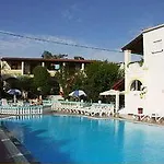 Leftis Romantica Aparthotel 3*