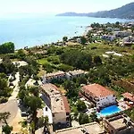 Leftis Romantica Aparthotel Moraḯtika