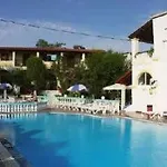 Leftis Romantica Lägenhetshotell Moraitika