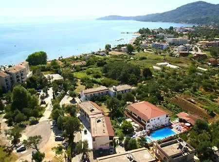 Leftis Romantica Apartahotel
