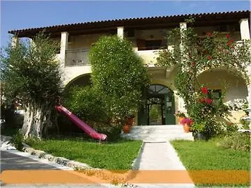 Leftis Romantica Apartahotel