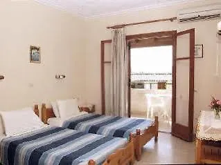 Leftis Romantica Apartahotel 2*
